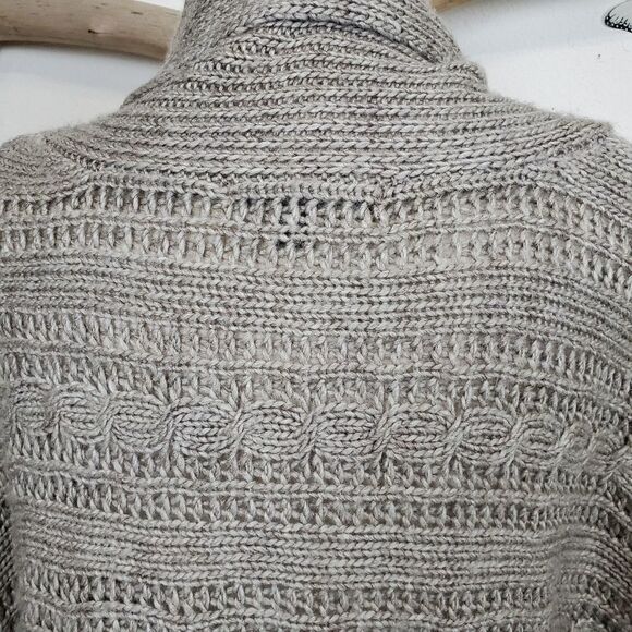 Fever oversized cableknit poncho sweater - Picture 2 of 11